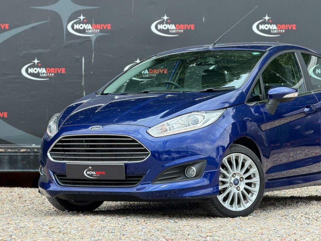 Ford Fiesta Hatchback #4