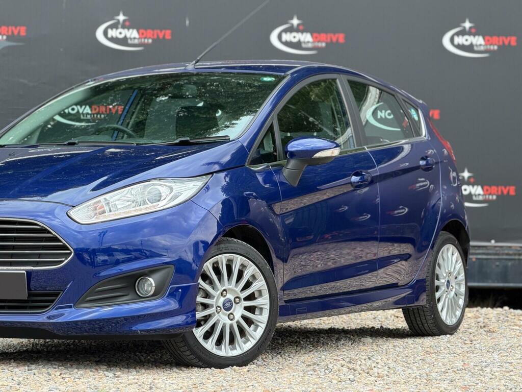 Ford Fiesta Hatchback #2