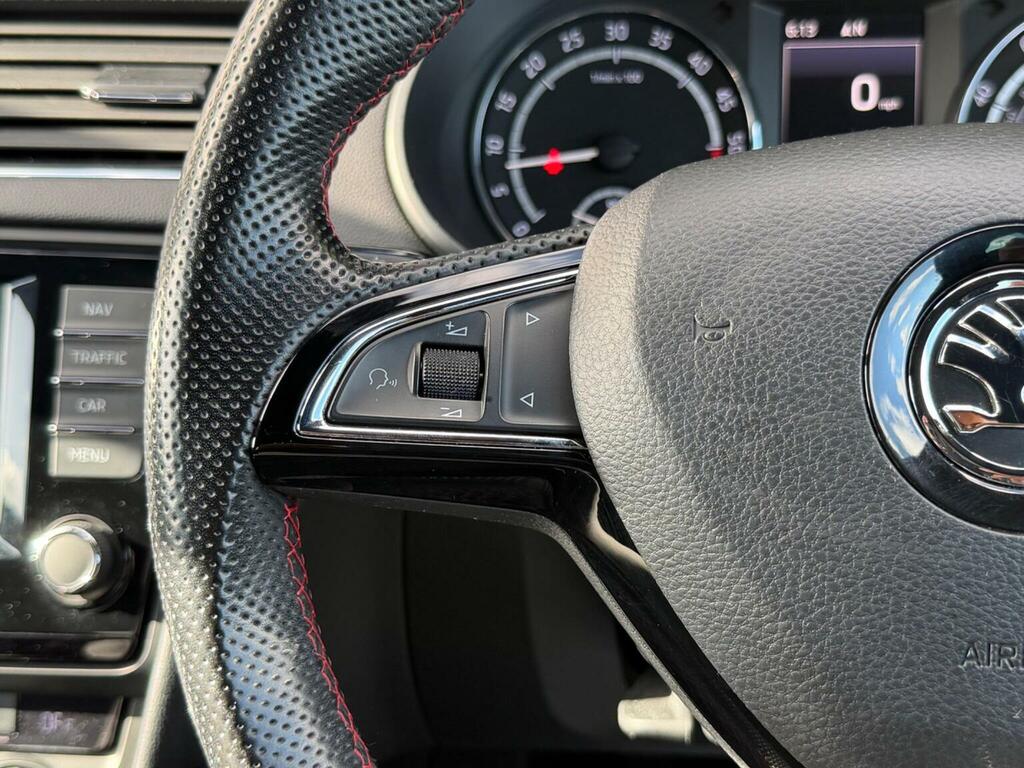 Skoda Octavia Octavia Vrs Tdi Green #31