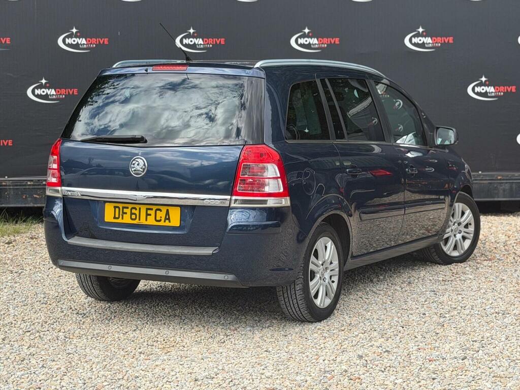 Vauxhall Zafira 1.6I 115 Exclusiv 2012 White #9
