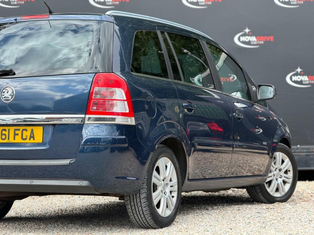 Vauxhall Zafira 1.6I 115 Exclusiv 2012 White #12