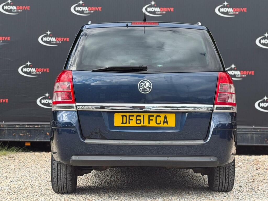 Vauxhall Zafira 1.6I 115 Exclusiv 2012 White #14