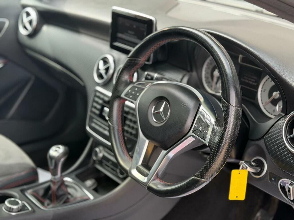 Mercedes-Benz A Class 1.5 Classic Se Cvt Silver #24