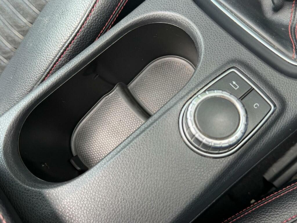 Mercedes-Benz A Class 1.5 Classic Se Cvt Silver #33