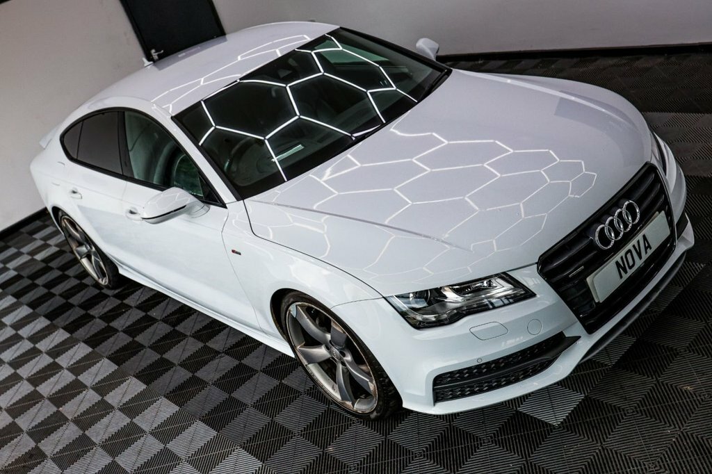 Audi A7 3L Black Edition White #4