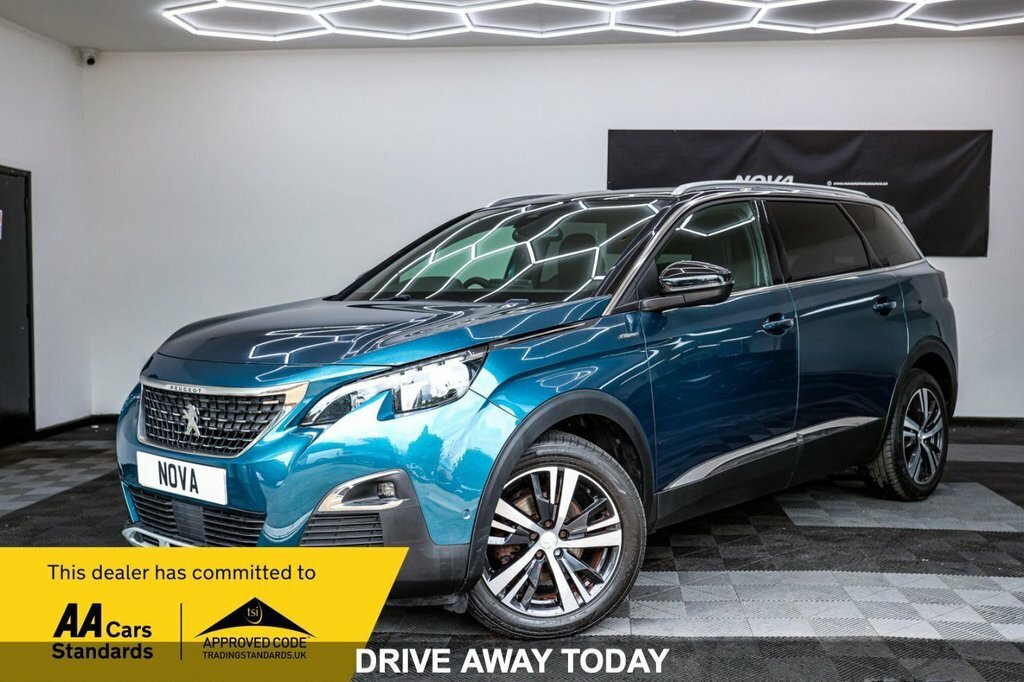 Peugeot 5008 1.2L Gt Line Green