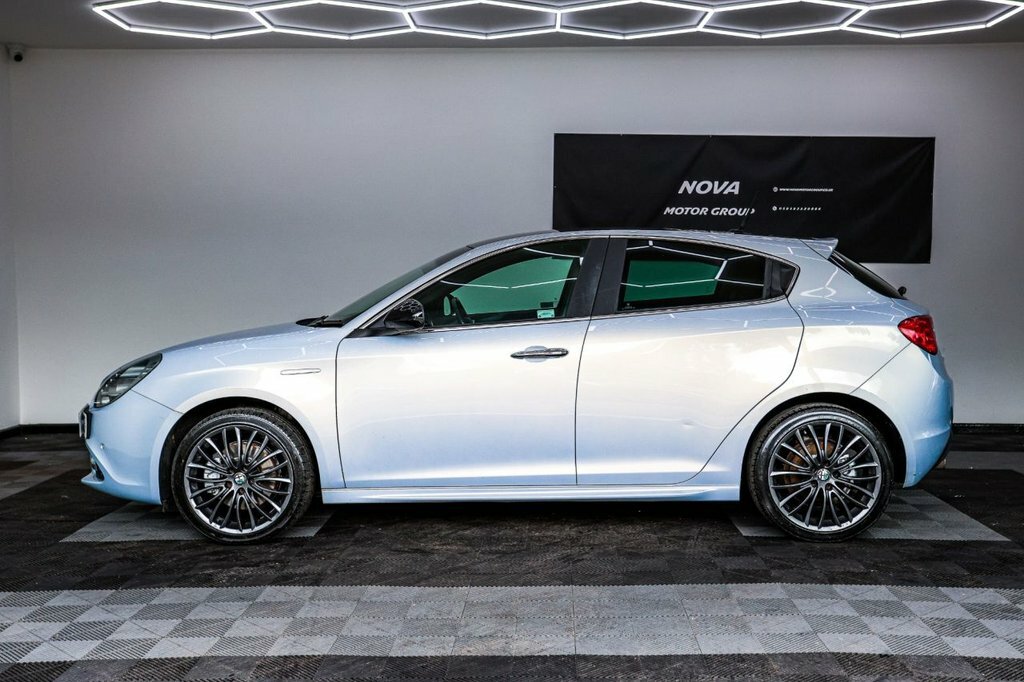 Alfa Romeo Giulietta 1.4L Collezione Black #6