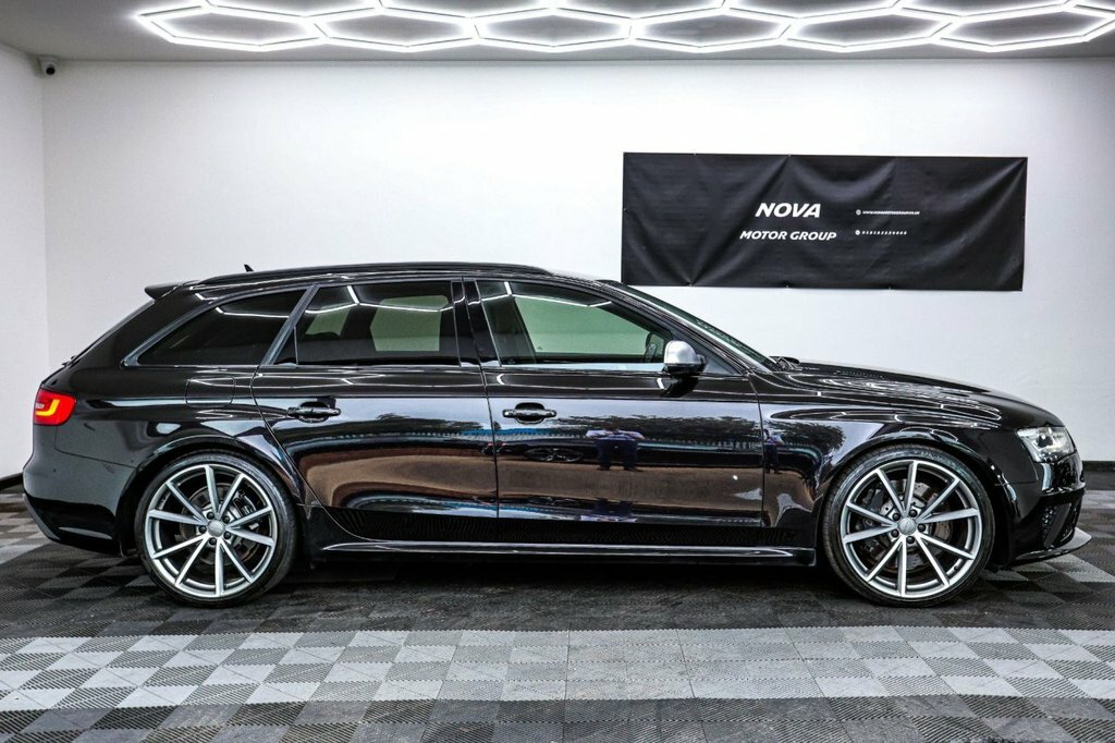 Audi RS4 Avant 4.2L Null Black #5