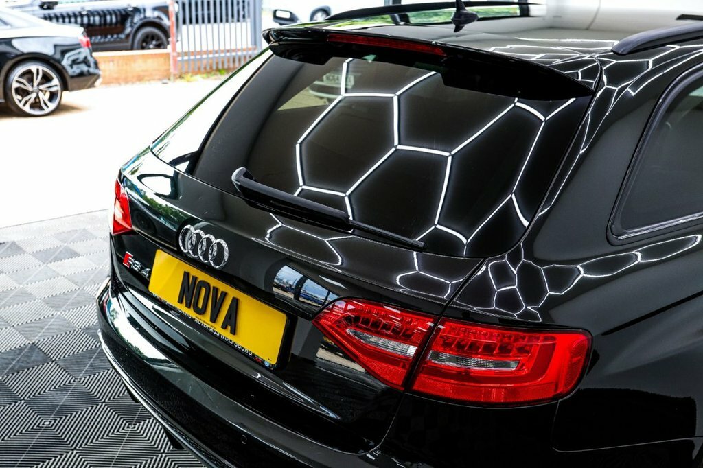 Audi RS4 Avant Rs 4 Fsi Quattro Grey #13