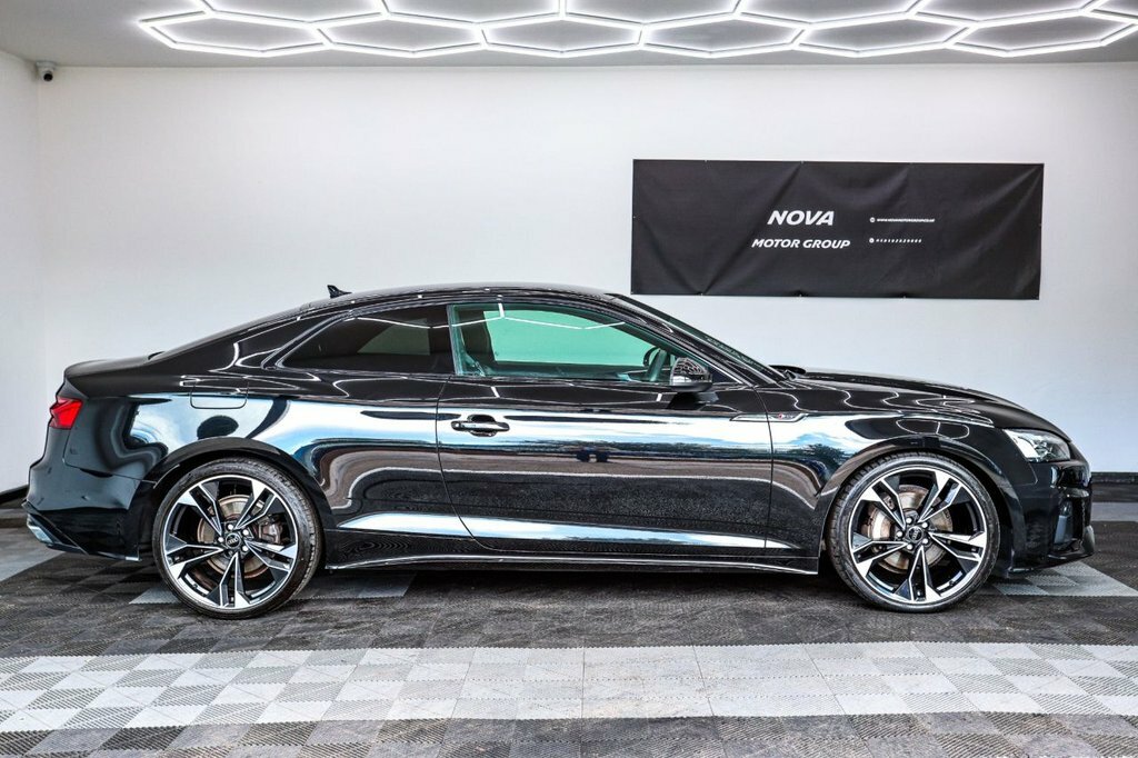Audi A5 2L Edition 1 Black #4