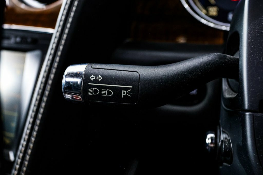Bentley Flying Spur 6.0 W12 Mulliner Saloon 616 Bhp Grey #52