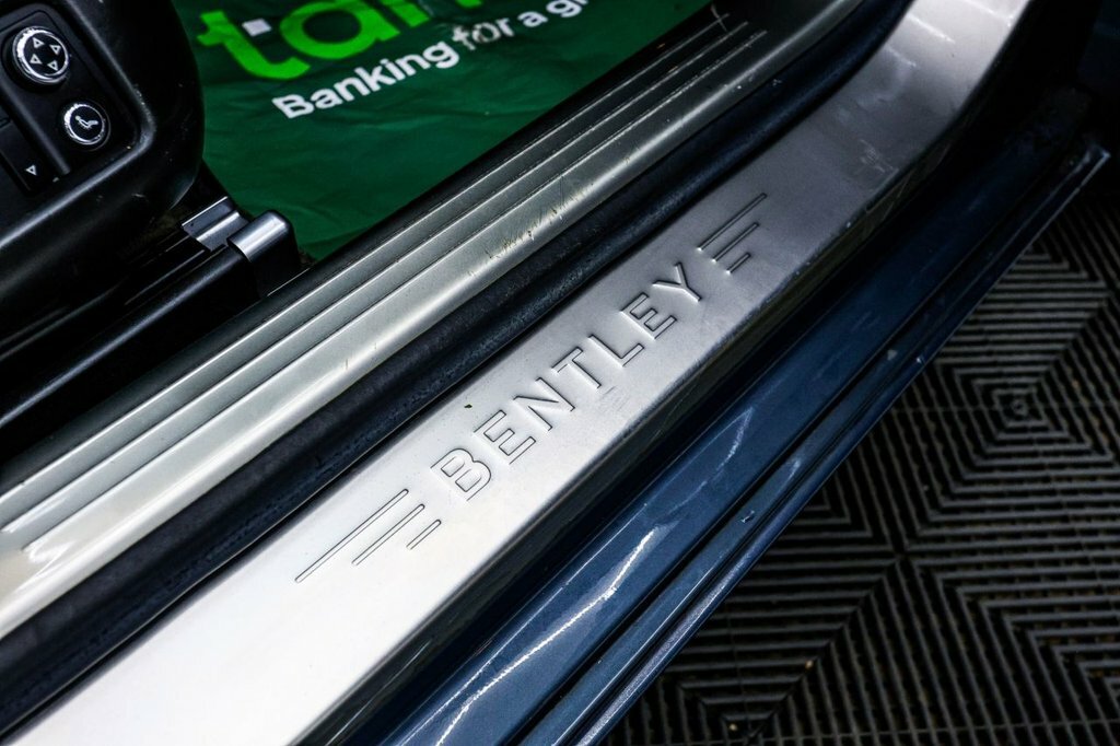 Bentley Flying Spur 6.0 W12 Mulliner Saloon 616 Bhp Grey #44