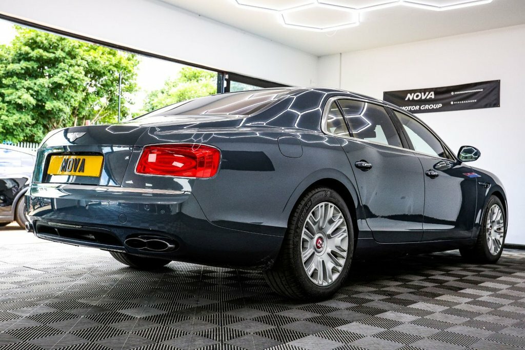 Bentley Flying Spur 6.0 W12 Mulliner Saloon 616 Bhp Grey #11