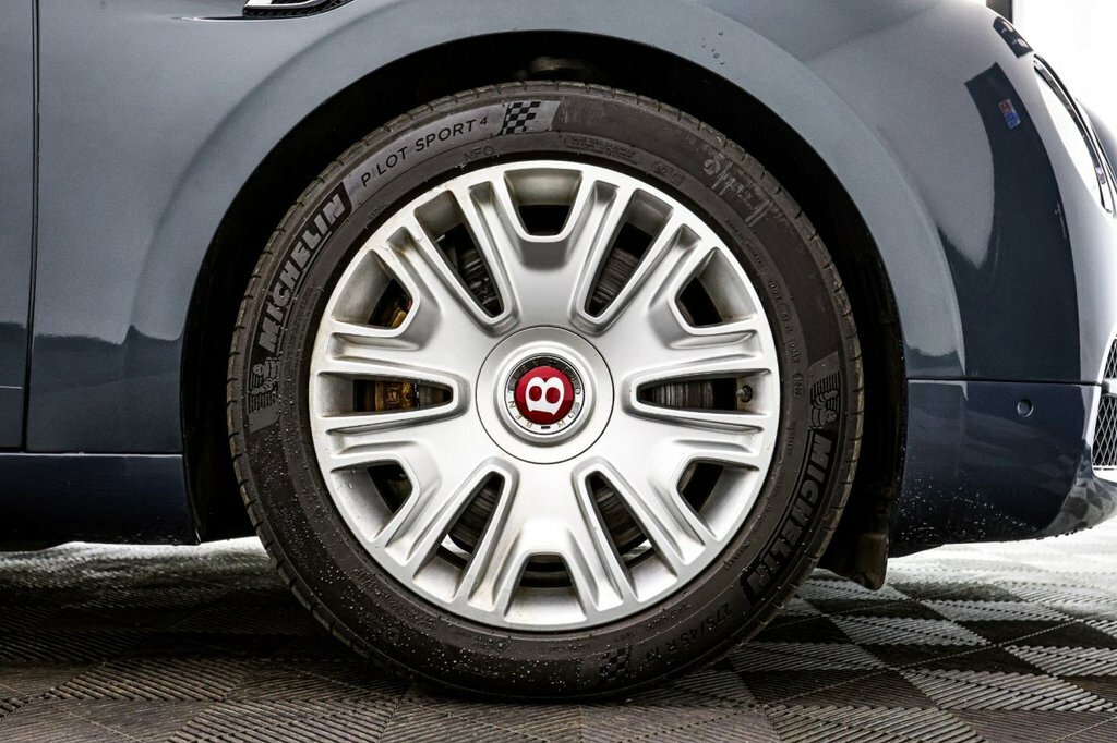 Bentley Flying Spur 6.0 W12 Mulliner Saloon 616 Bhp Grey #27