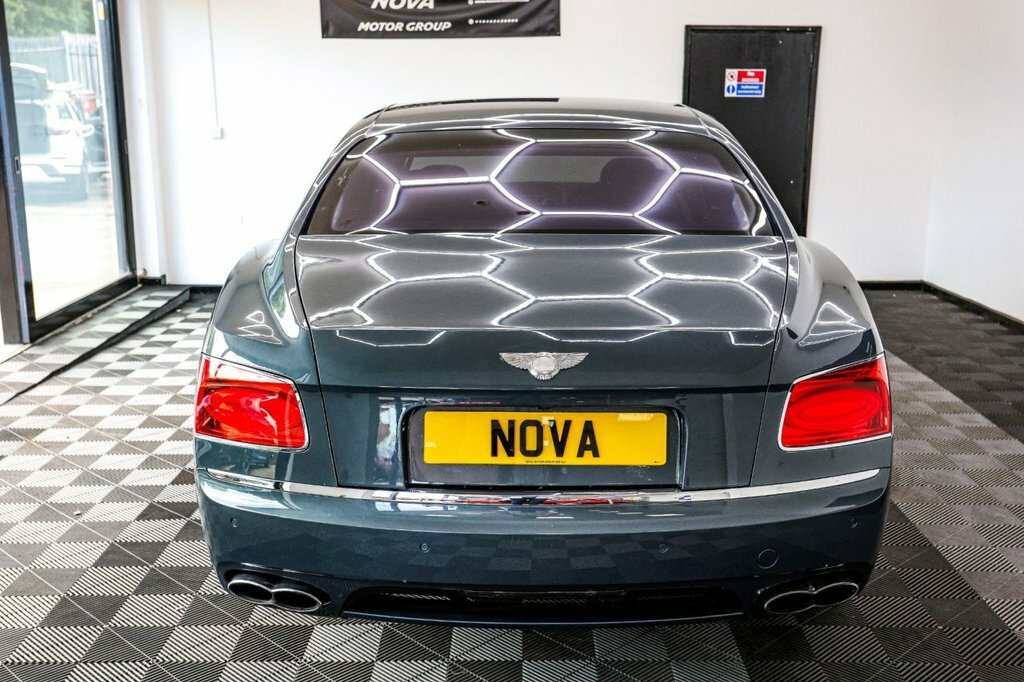 Bentley Flying Spur 6.0 W12 Mulliner Saloon 616 Bhp Grey #12