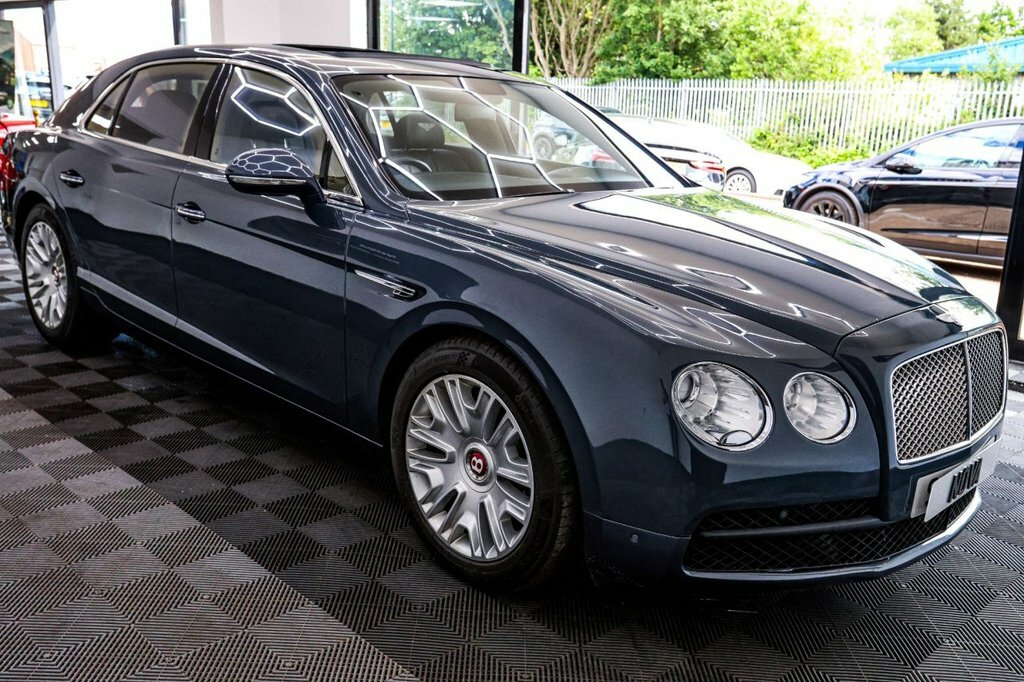 Bentley Flying Spur 6.0 W12 Mulliner Saloon 616 Bhp Grey #10