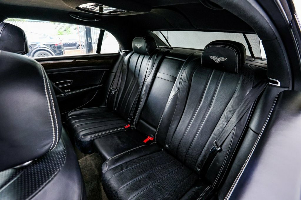 Bentley Flying Spur 6.0 W12 Mulliner Saloon 616 Bhp Grey #42