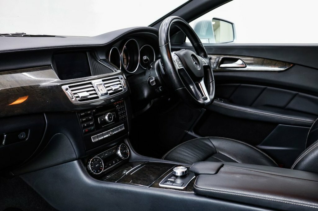 Mercedes-Benz CLS Cls350 Cdi Blueefficiency Silver #26