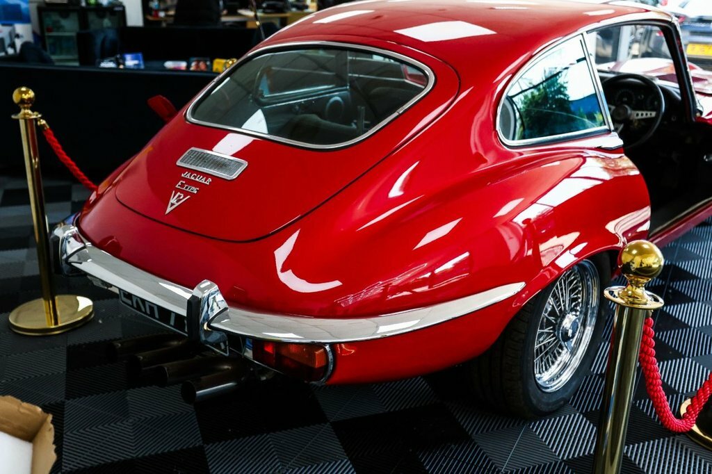 Jaguar E-Type Coupe Red #5