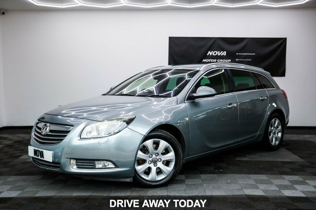 Vauxhall Insignia 2L Elite Nav VN62OFL Silver