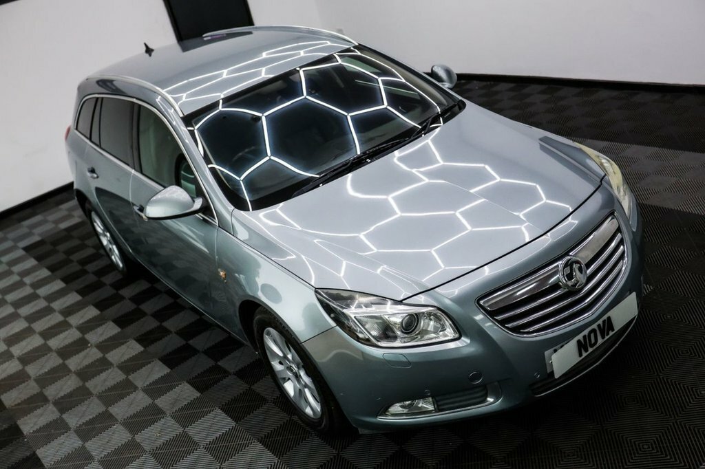 Vauxhall Insignia 2L Elite Nav VN62OFL Silver #3