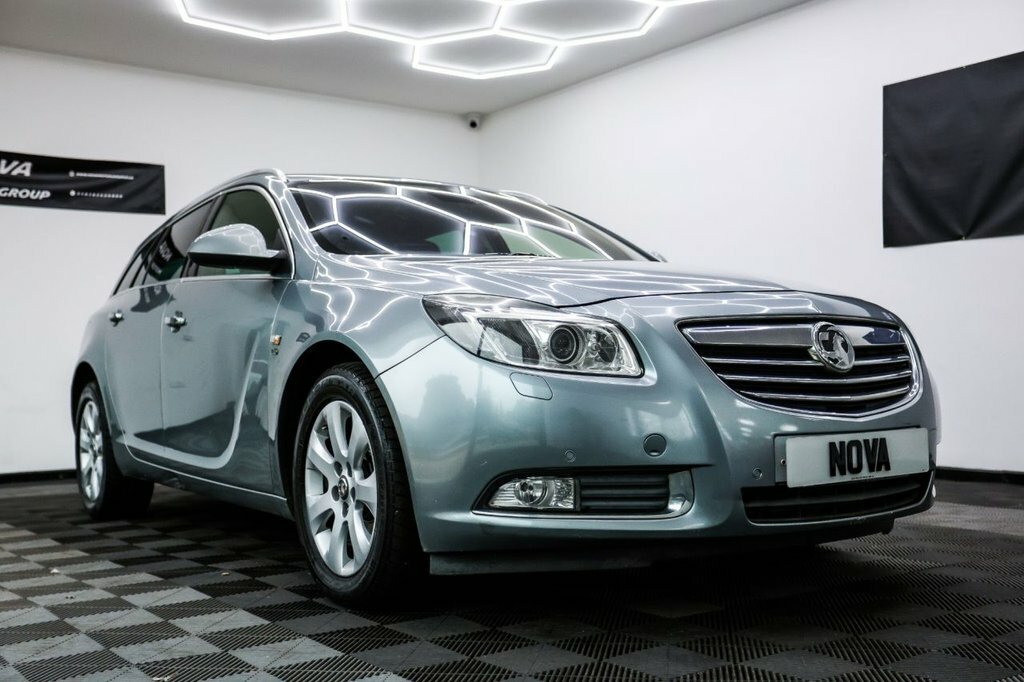 Vauxhall Insignia 2L Elite Nav VN62OFL Silver #2