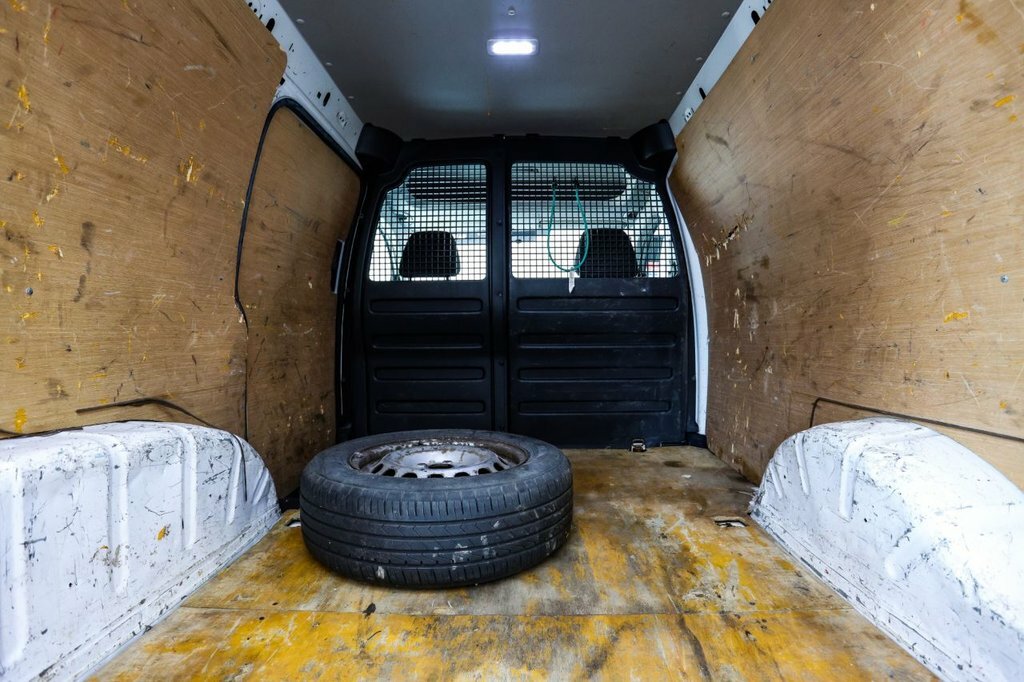Volkswagen Caddy Mpv Black #46