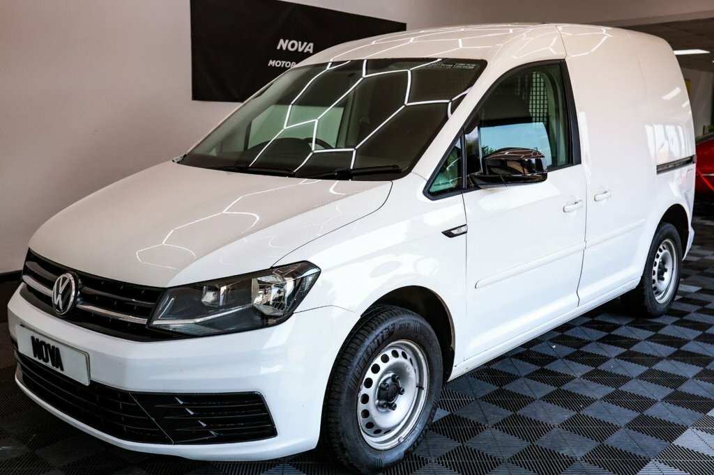 Volkswagen Caddy 2L Startline White #6