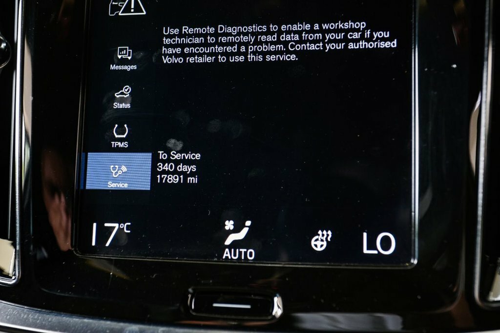 Volvo V60 T5 R-design Panoramic Sunroof Red #46