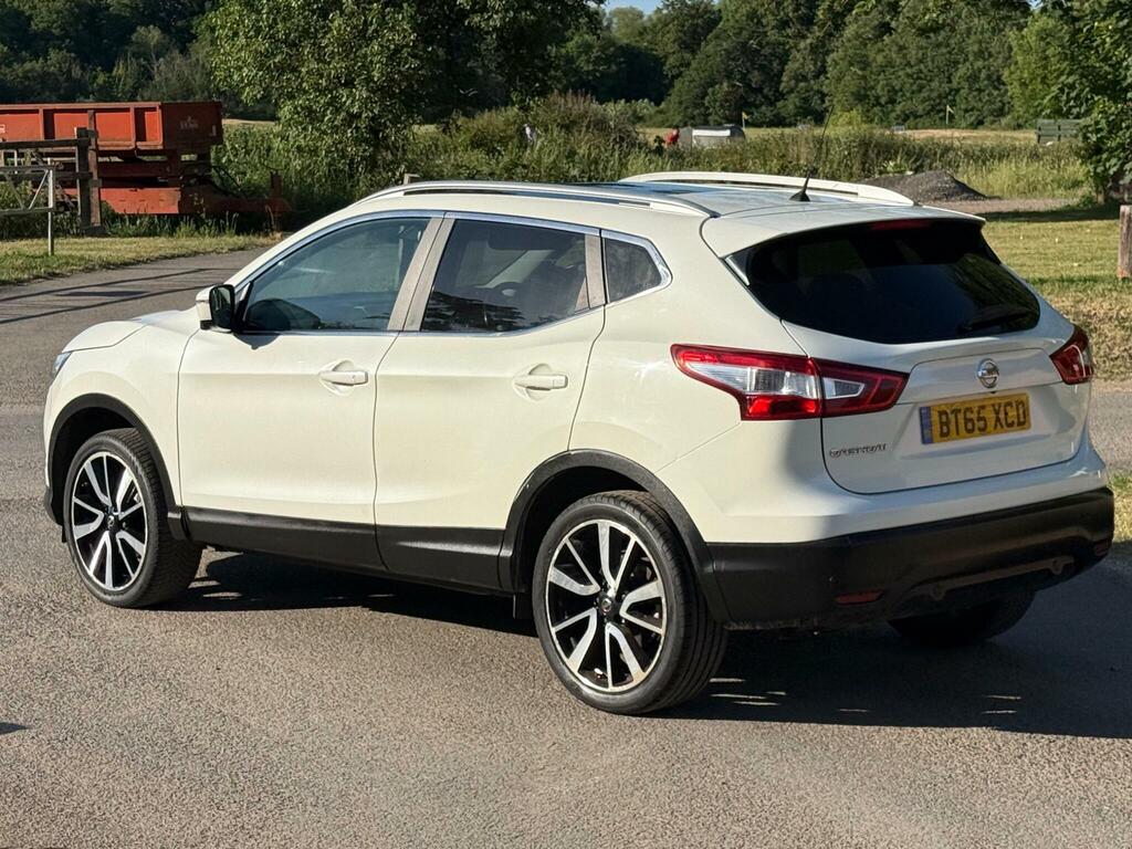 Nissan Qashqai 1.2 Dig-t Tekna Xtron 2Wd Euro 6 Ss BT65XCD White #4