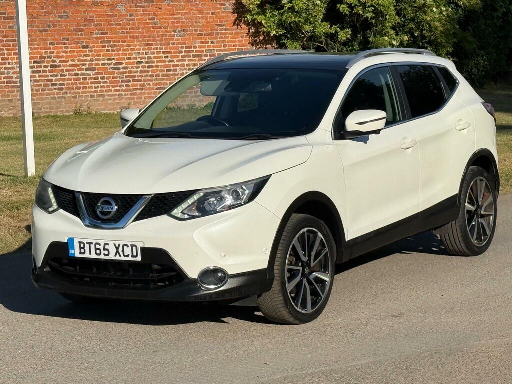 Nissan Qashqai 1.2 Dig-t Tekna Xtron 2Wd Euro 6 Ss BT65XCD White #3