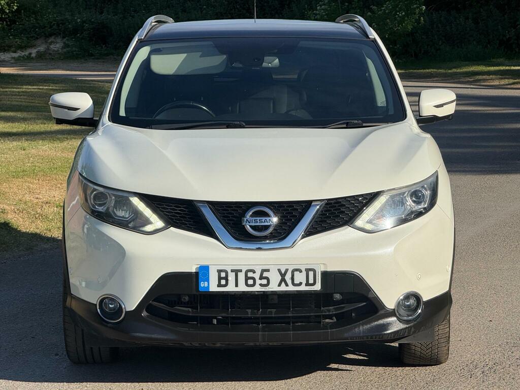Nissan Qashqai 1.2 Dig-t Tekna Xtron 2Wd Euro 6 Ss BT65XCD White #2