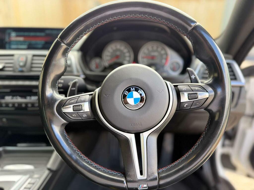 BMW M4 3.0 Biturbo Coupe Dct Black #26