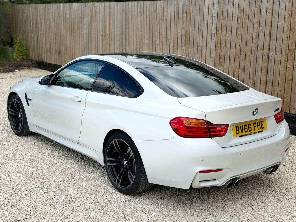 BMW M4 3.0 Biturbo Coupe Dct Black #17