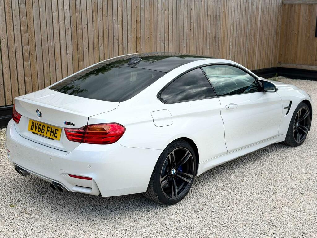 BMW M4 3.0 Biturbo Coupe Dct Black #15
