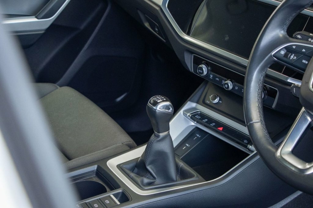 Audi Q3 1.5L Sport NL21VDV White #3