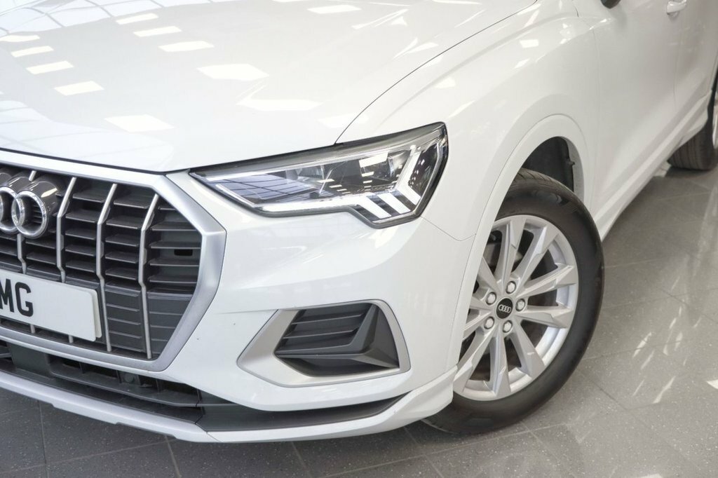 Audi Q3 1.5L Sport NL21VDV White #5