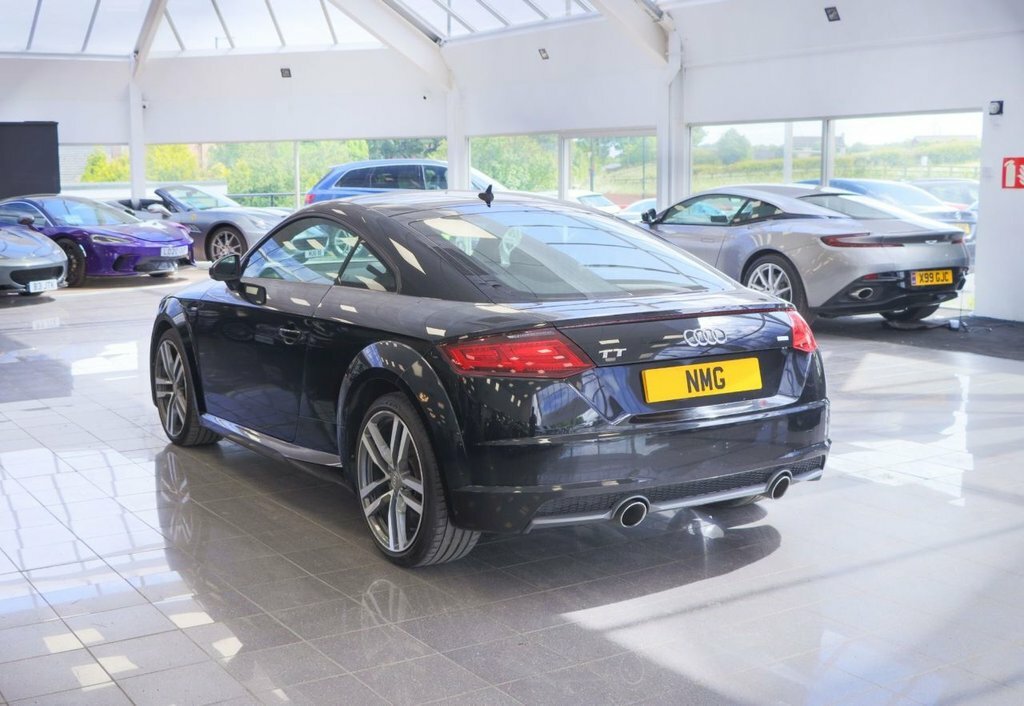 Audi TT 2L S Line YN66PYX Black #5