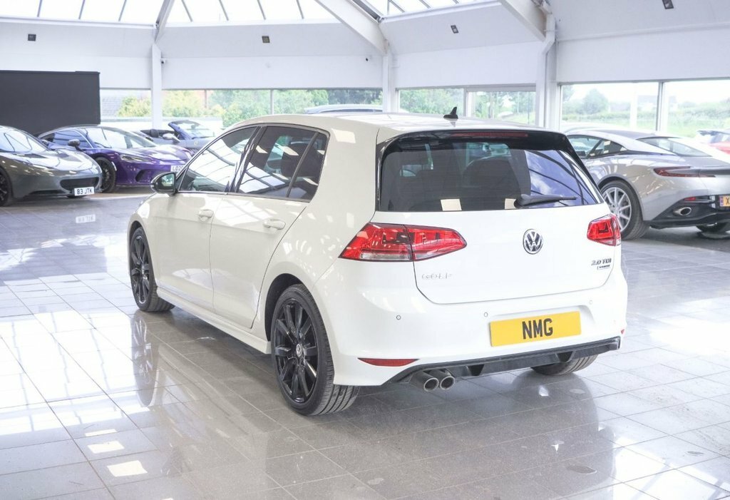 Volkswagen Golf 2L R-line Edition YX66UBL White #4