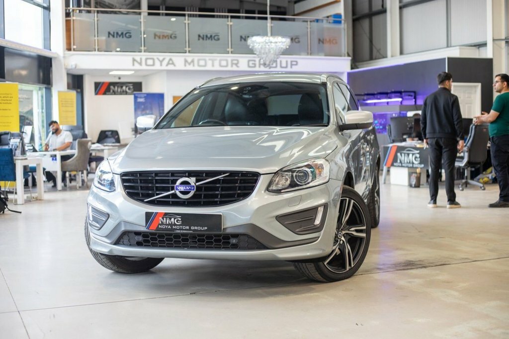 Volvo XC60 2.4L R-design Lux Nav SO66MJK Silver #3