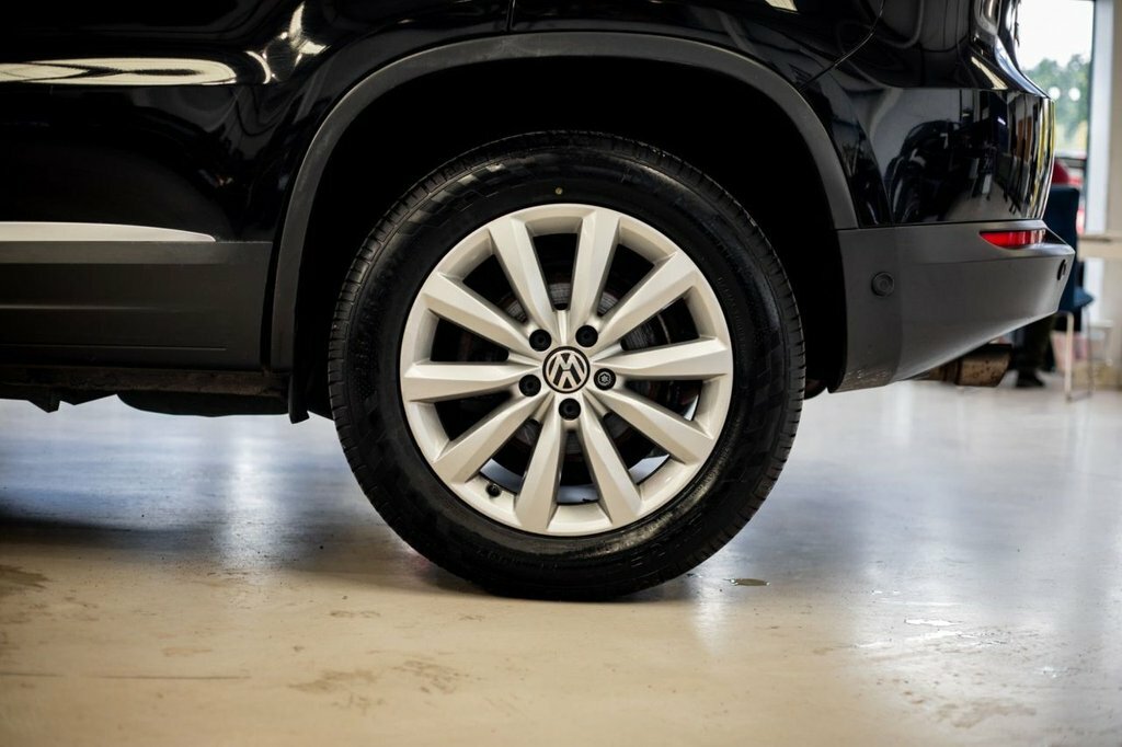 Volkswagen Tiguan 2L Match LV15PKU Black #5
