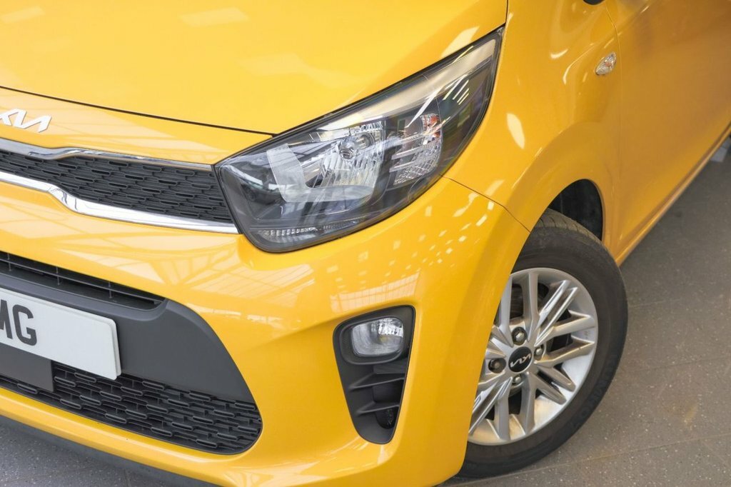Kia Picanto 1L 2 FX71YWF Yellow #4