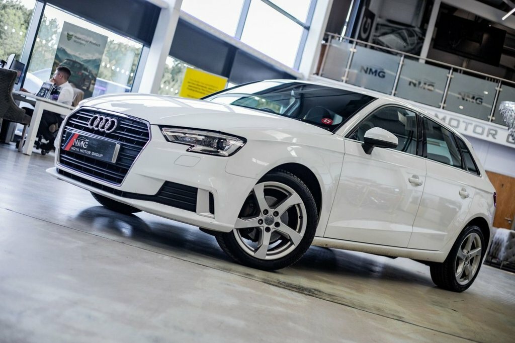 Audi A3 1.6L Sport White #4