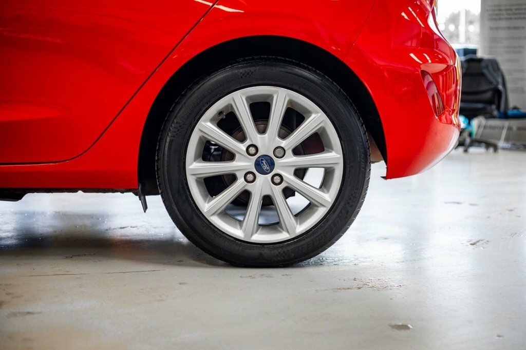 Ford Fiesta 1L Titanium LS18LCF Red #5