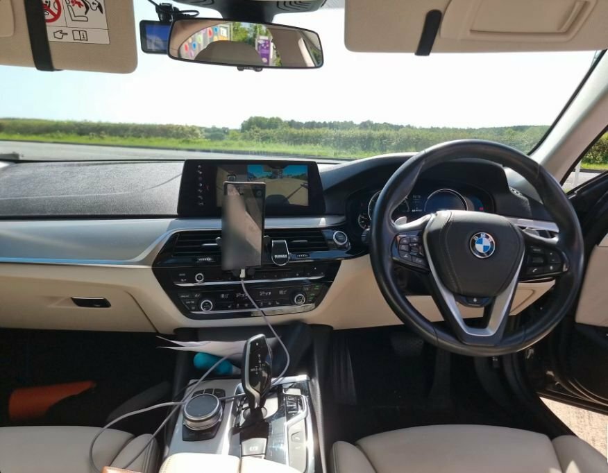 BMW 5 Series 2L Se Blue #3