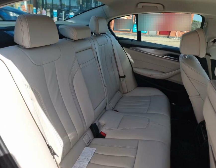 BMW 5 Series 2L Se Blue #4