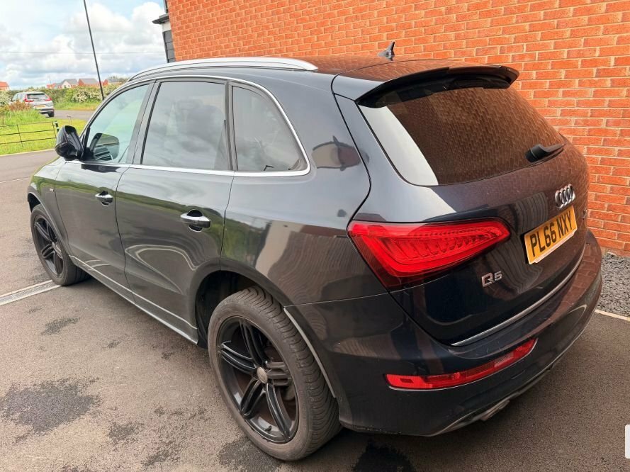 Audi Q5 2L S Line Plus Blue #2