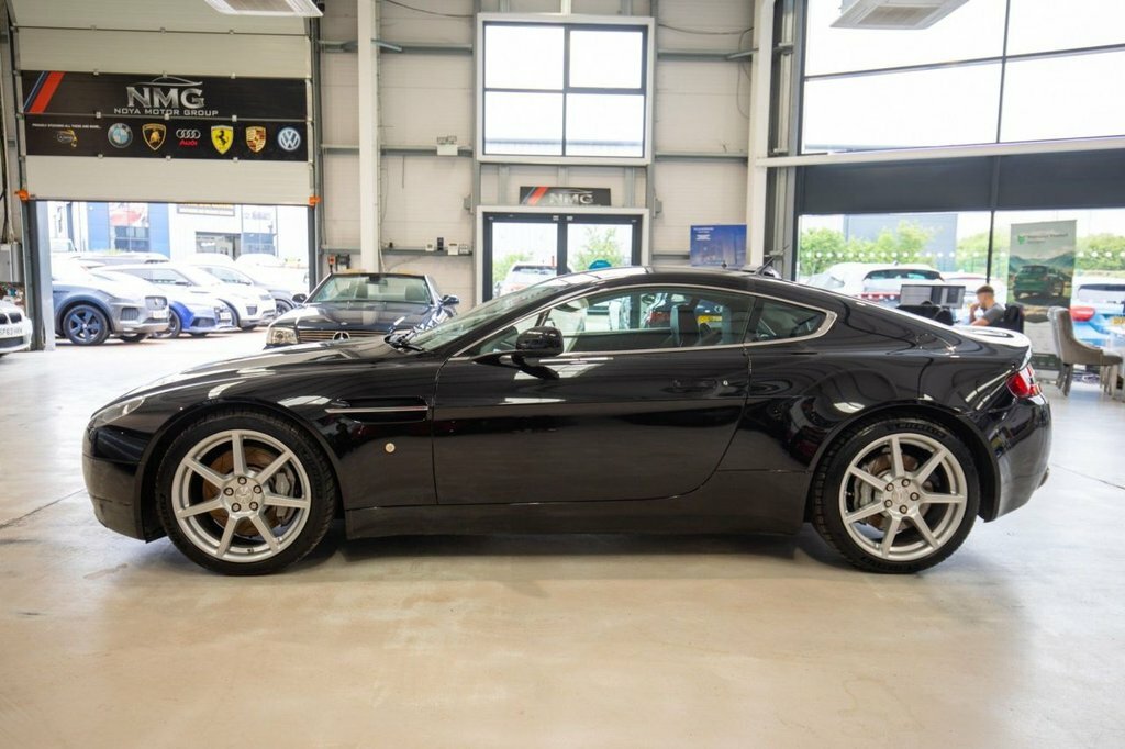 Aston Martin Vantage Coupe 4.3 V8 200555 Black #43
