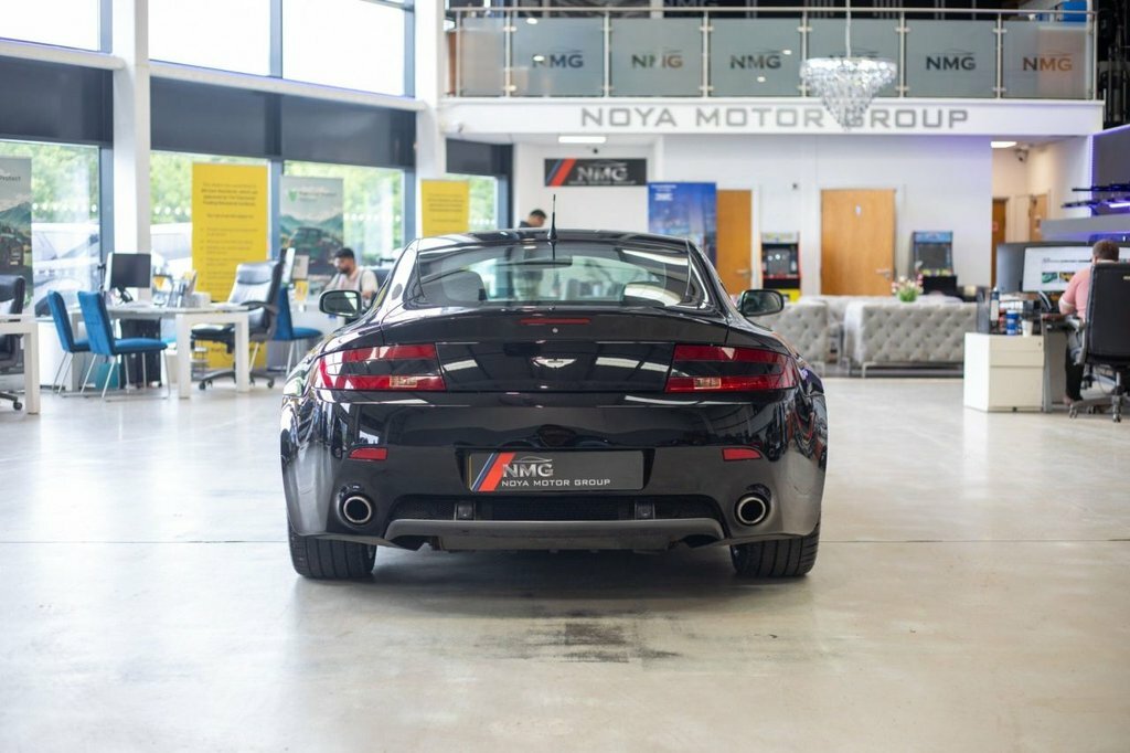 Aston Martin Vantage Coupe 4.3 V8 200555 Black #44