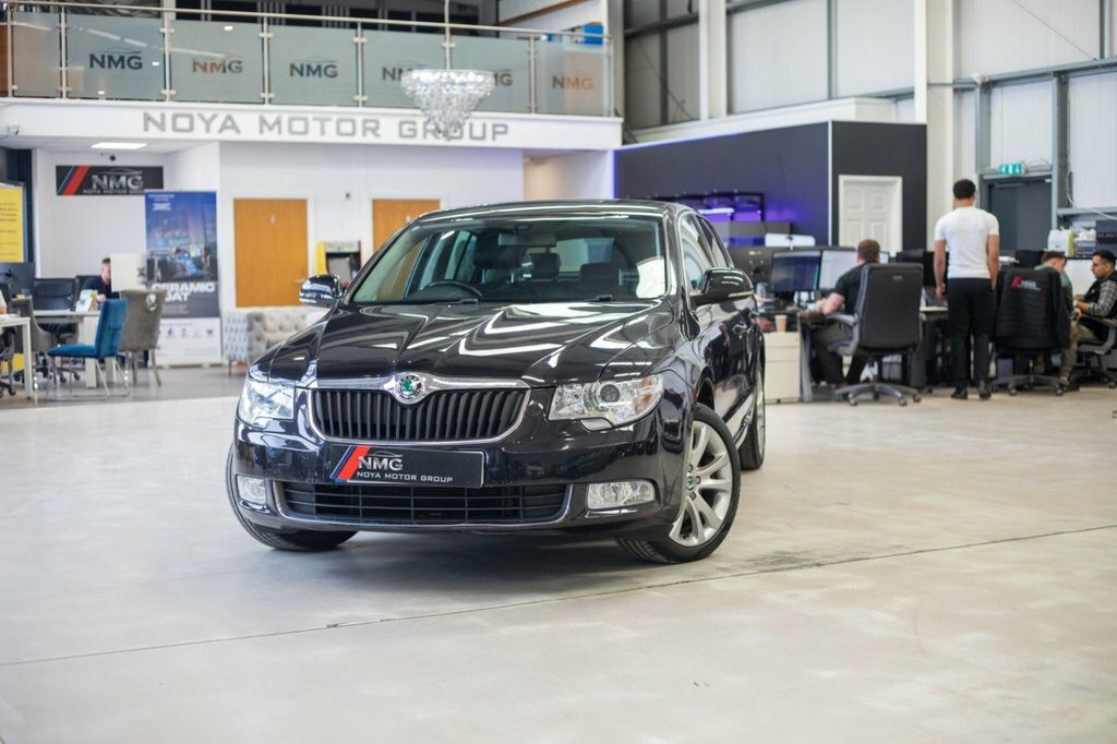 Skoda Superb 2L Se Plus Black #3